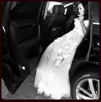 getting-ready-emmys-kerry-washington-14_120737771704.jpg_article_gallery_slideshow_v2