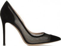 What to Wear Valentine's Night