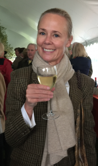 hilary dick what to wear